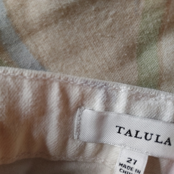 2/$50 Aritzia Talula White shorts - Picture 7 of 9